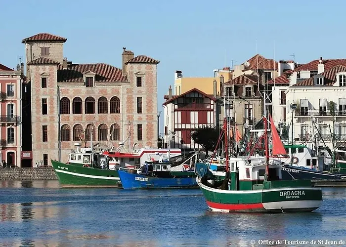 Perle Rare T3 Avec 2 Et Parking Gratuit Apartment Saint-Jean-de-Luz