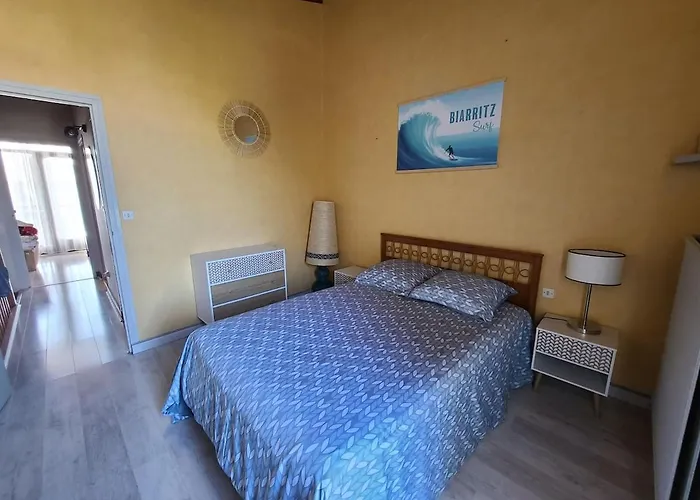 Perle Rare T3 Avec 2 Et Parking Gratuit Apartment