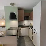 Perle Rare T3 Avec 2 Et Parking Gratuit * Saint-Jean-de-Luz