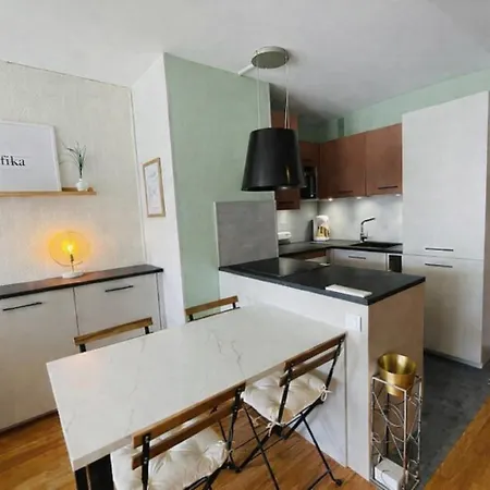 Perle Rare T3 Avec 2 Et Parking Gratuit Appartamento Saint-Jean-de-Luz